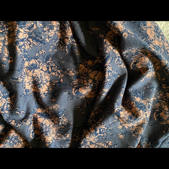 LulaRoe Maxi size M. Worn/washed once. - Picture 4 of 4